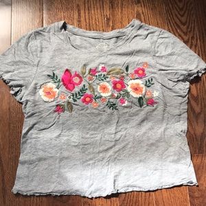 Hollister embroidered lettuce edge tee